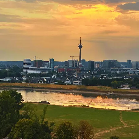Rheinpanorama Penthouse Duesseldorf * Neuss